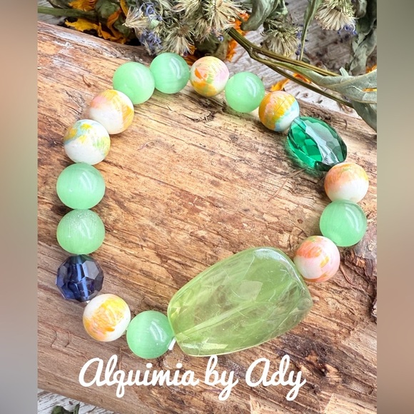 Alquimia Green and Multicolor Beaded Bracelet - Picture 1 of 2